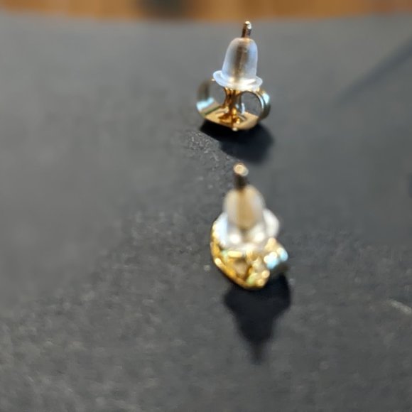 White Pineapple Earrings - Picture 3 of 7